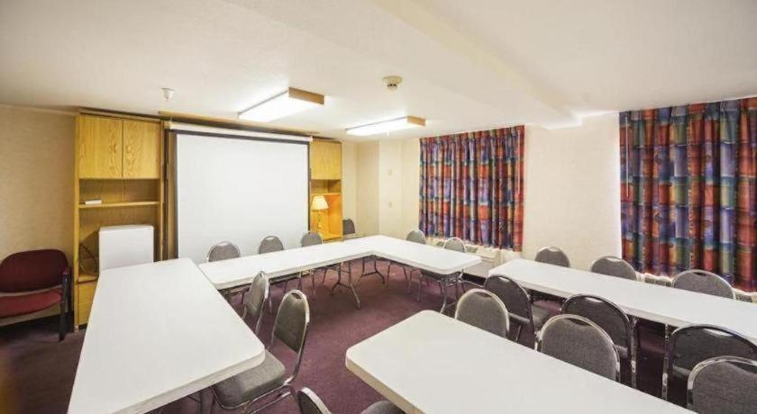 Hotel Markle In I-69 외부 사진