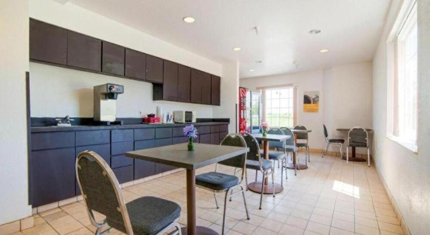 Hotel Markle In I-69 외부 사진